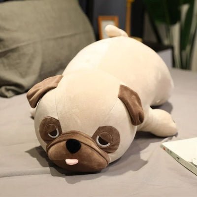 Chien en peluche douce câline utilisé comme doudou pour l’endormissement et le sommeil